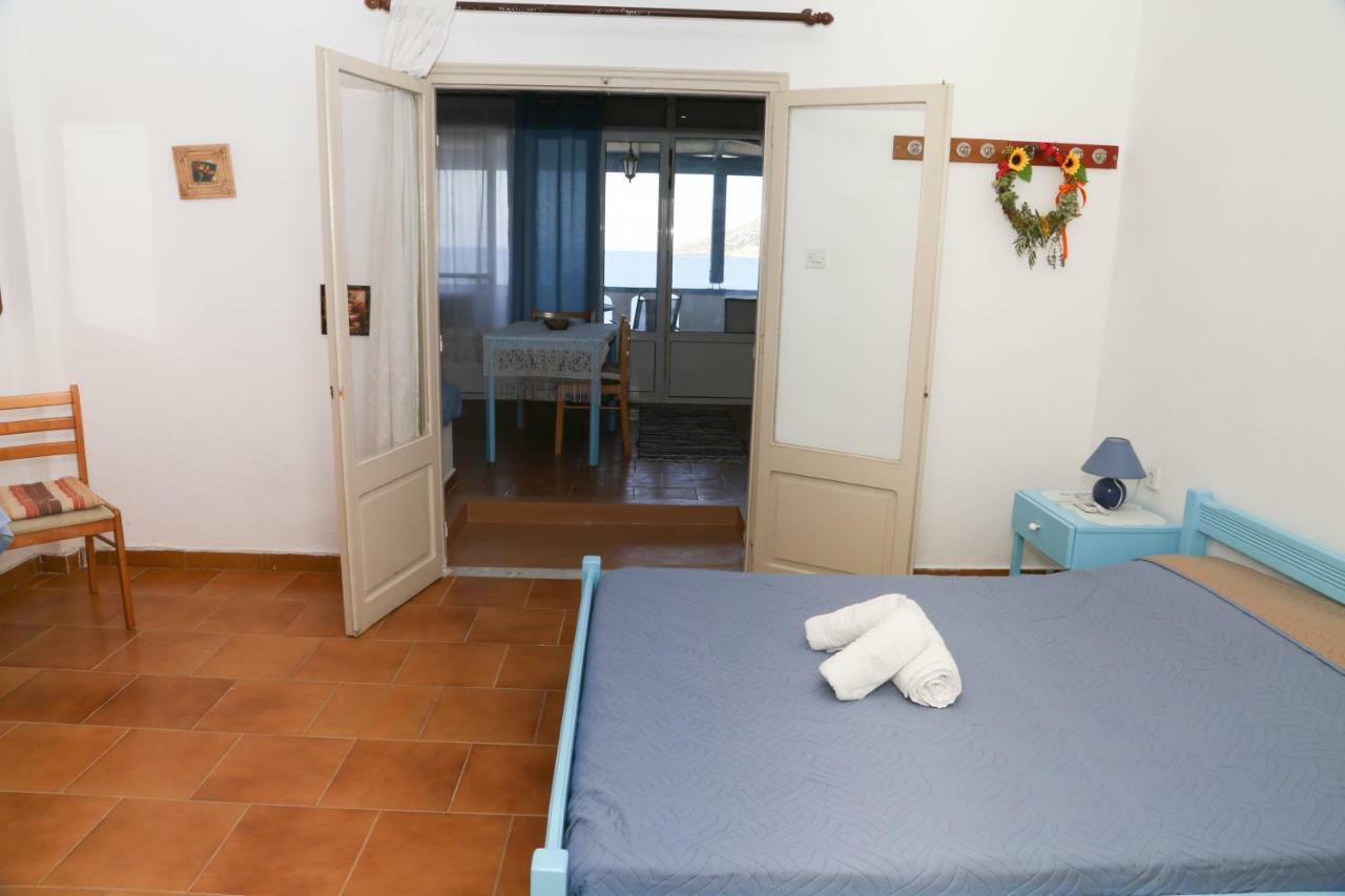 Tony'S Rooms Alinda  外观 照片