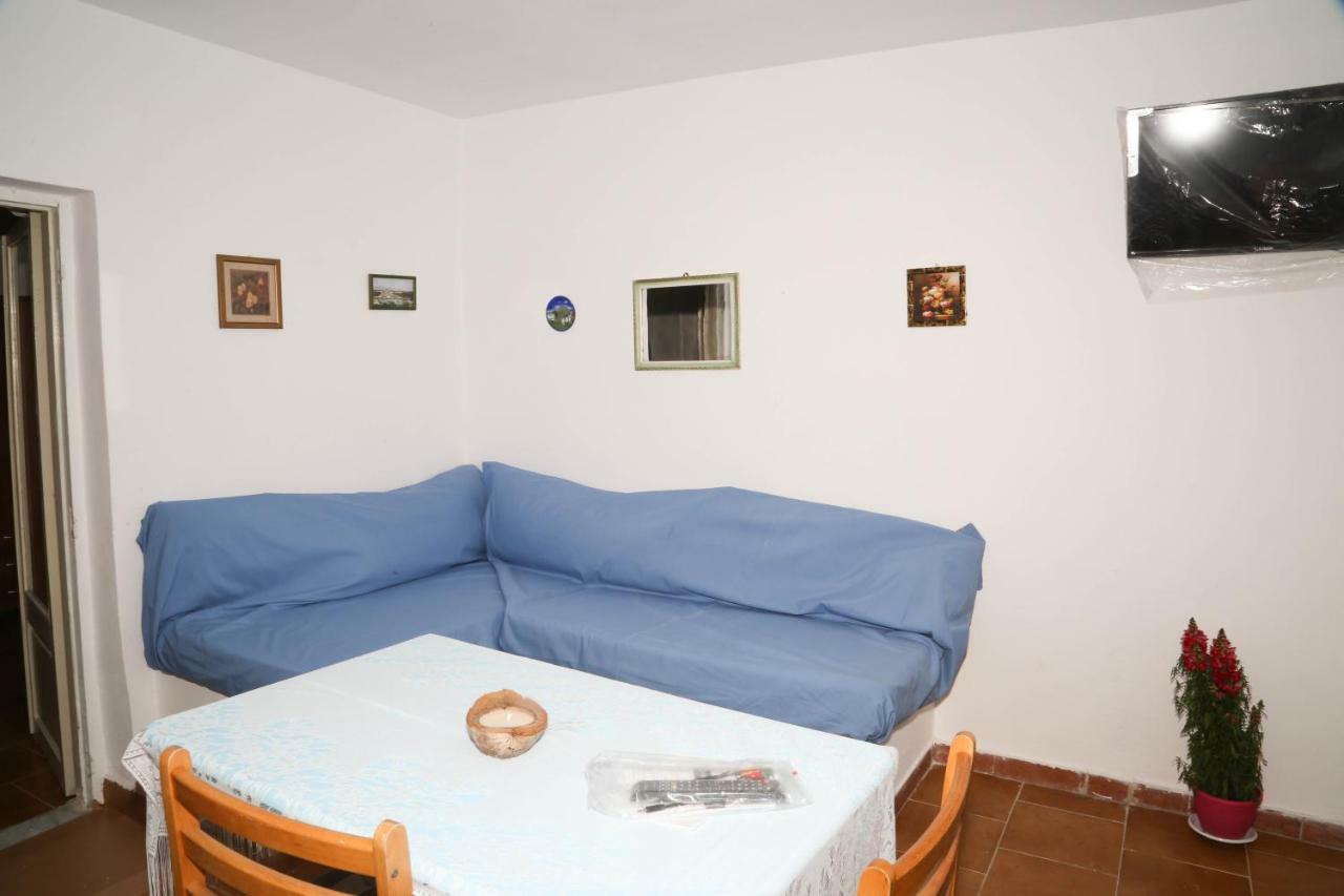 Tony'S Rooms Alinda  外观 照片