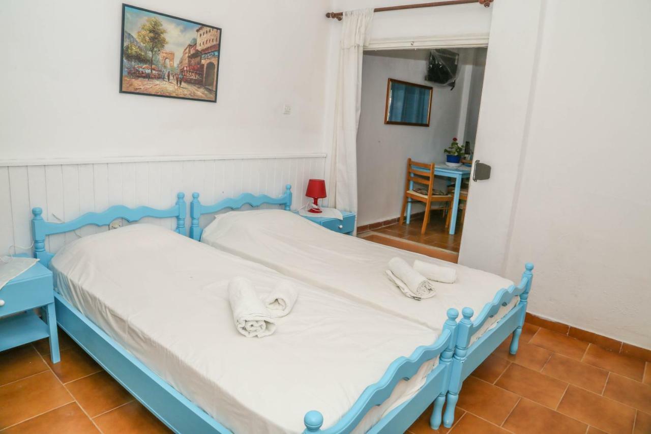 Tony'S Rooms Alinda  外观 照片