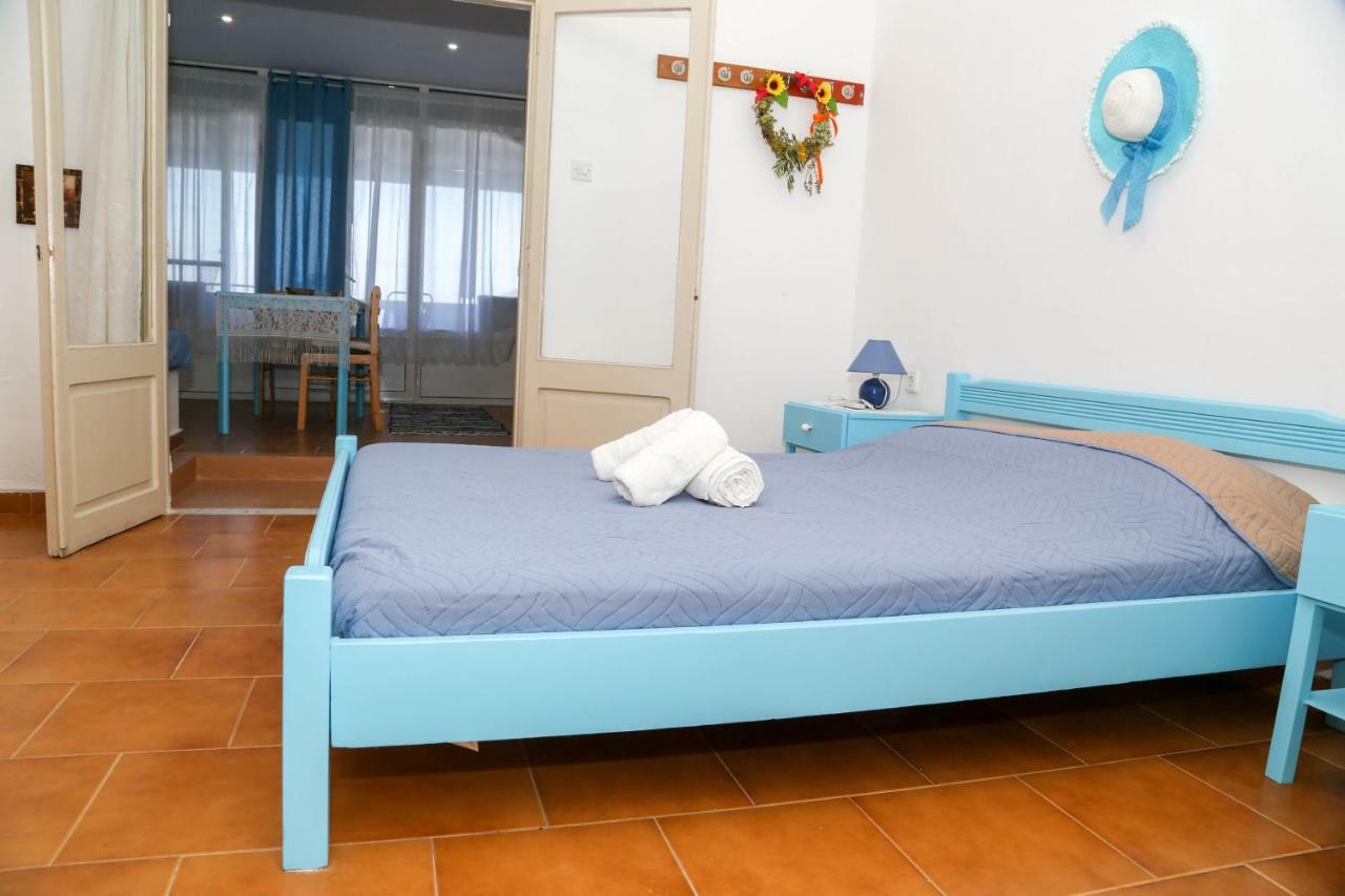 Tony'S Rooms Alinda  外观 照片